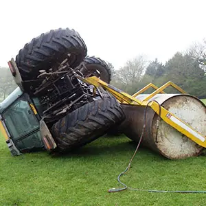 tractor volcado vuelco lateral de tractor