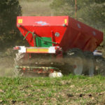 aplicación de fertilizantes en los cultivos