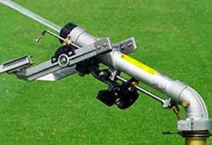 aspersores de largo alcance