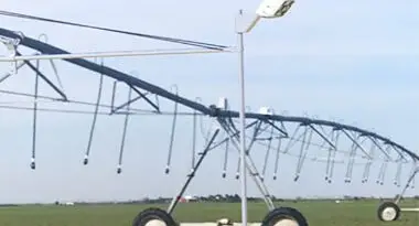 sistema Pivote central de riego autónomo