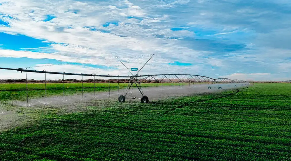 espaciamiento y uniformidad del riego por Pivot central