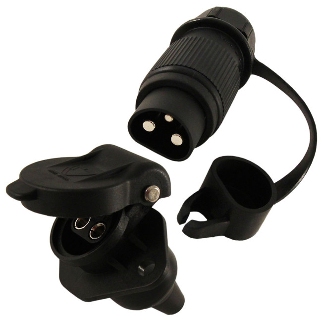 Clavijas y bases eléctricas para conexión de remolque a 12V Clavijas y bases eléctricas para conexión de remolque a 12V
